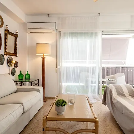 Apartment Super A Un Paso Del Mar Oliva